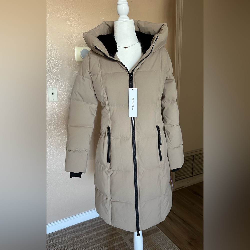 Calvin Klein Women's Beige Puffer Jacket
